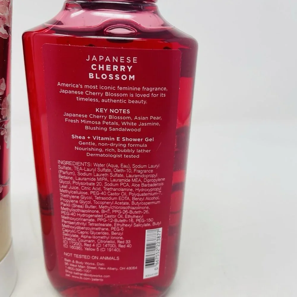 Bath and Body Works Japanese Cherry Blossom Shower Gel & Milk/Shea‎ Body Scrub